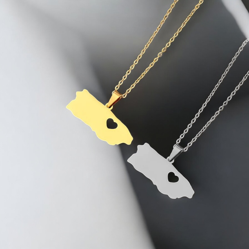 Isla Necklace