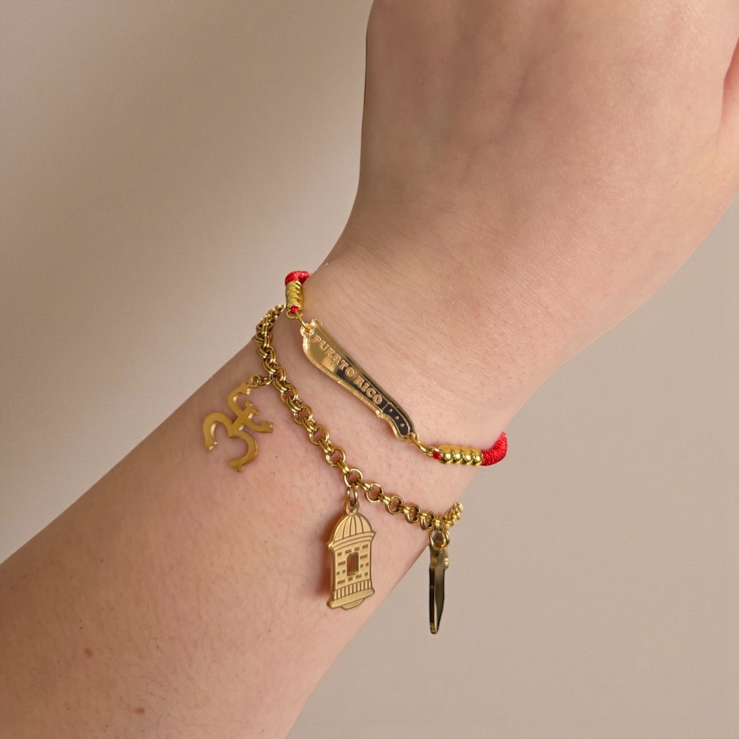 Dijes Bracelet