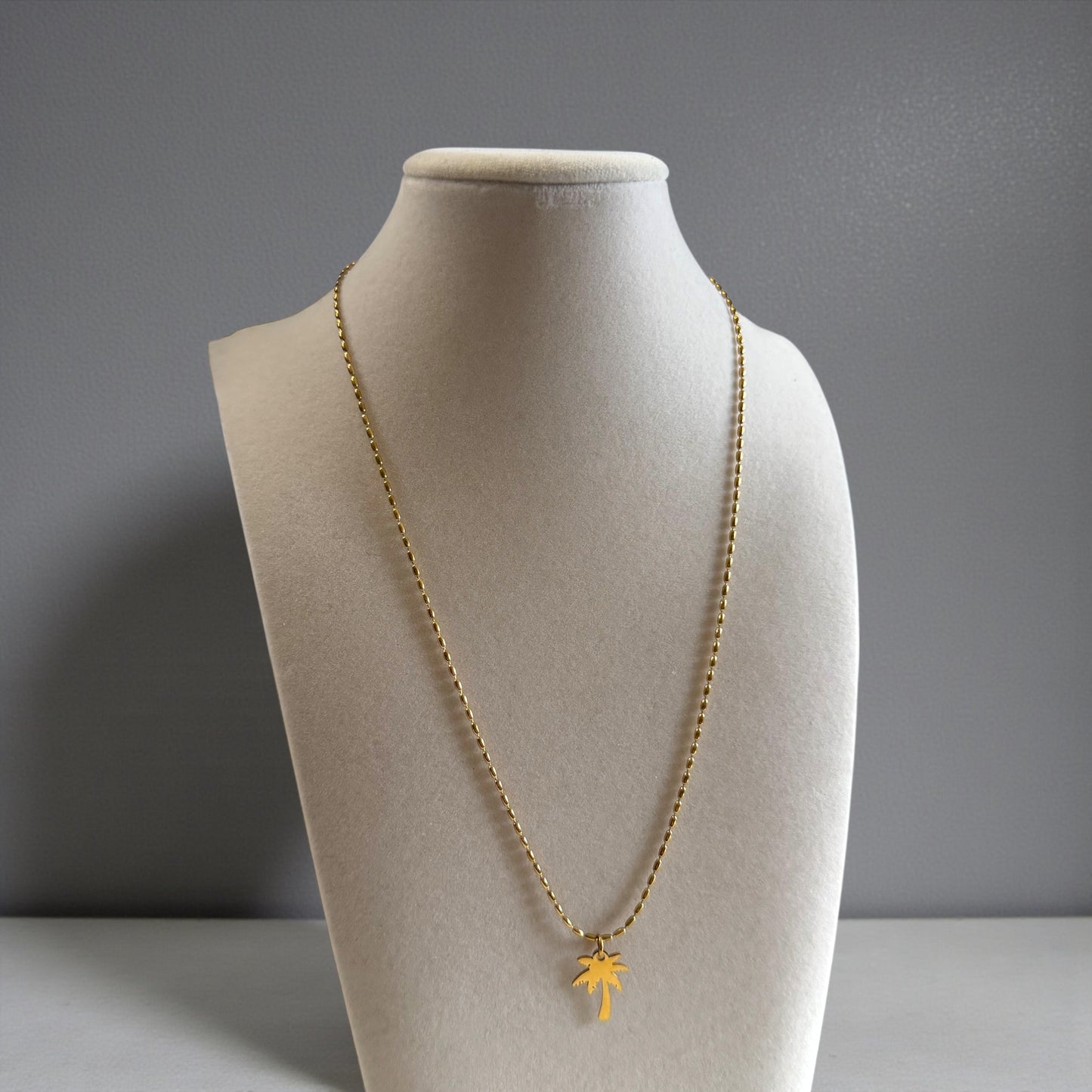 Palma Necklace